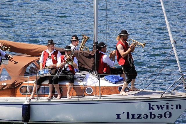 力克强敌 力克强敌